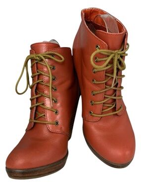 Urban Outfitters Cooperative Leather Lace Up Wedge Booties Size 8.5